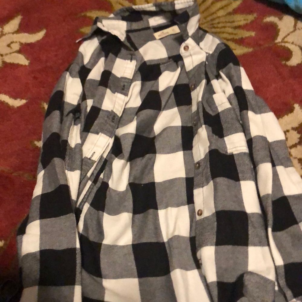 Hollister Black and white flannel